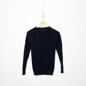 Lululemon Simply Wool Sweater Black merino crew neck slim fit ribbed WOMENS 2